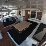 Catamaranvip 52 Pies Con 2 Pisos
