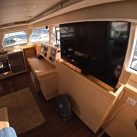 Catamaranvip 52 Pies Con 2 Pisos * Cartagena
