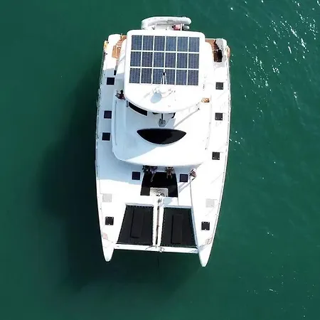 Catamaranvip 52 Pies Con 2 Pisos Botel Cartagena